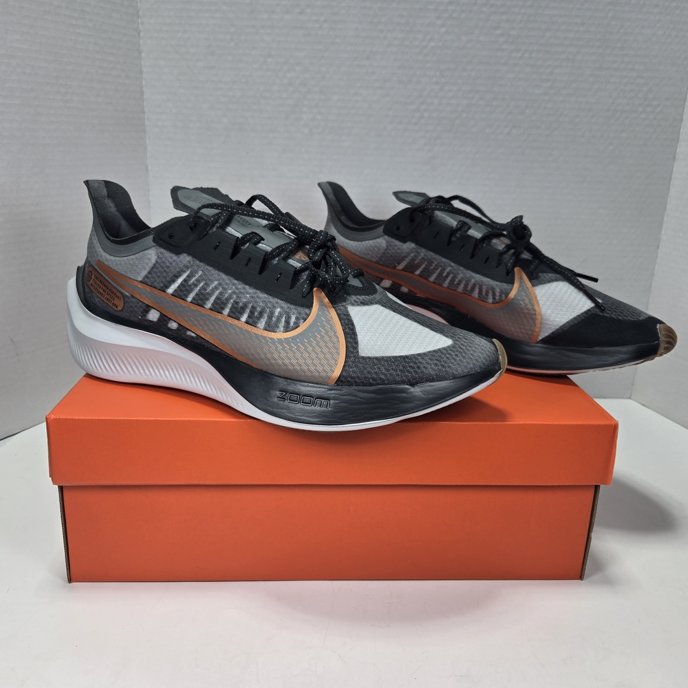 Nike Zoom Gravity Smoke Grey Metallic Running Shoes Men's Size 10 1/2 10.5